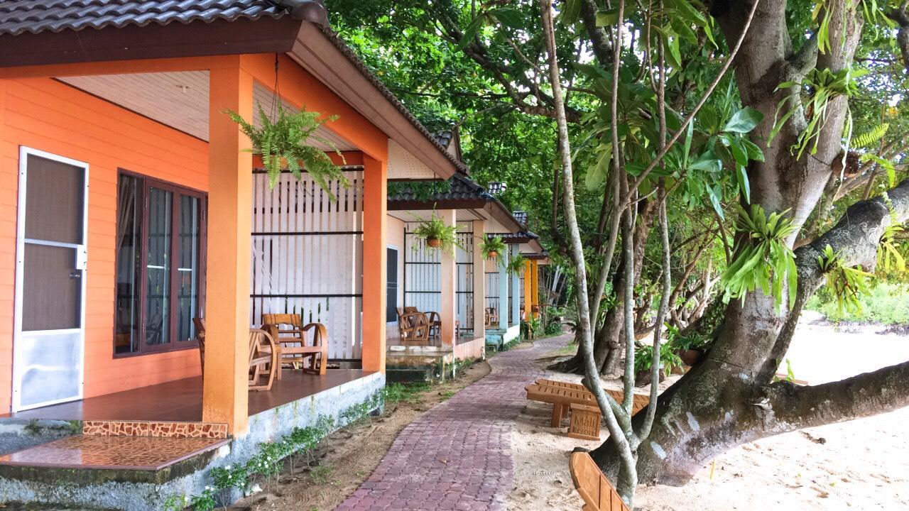 Paradise Beachfront Bungalows Koh Kradan Exterior foto